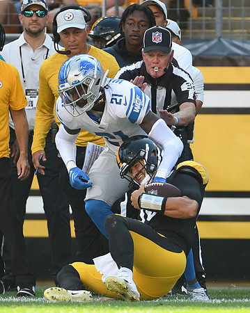NFL: Detroit Lions at Pittsburgh Steelers