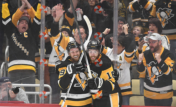 NHL: Columbus Blue Jackets at Pittsburgh Penguins