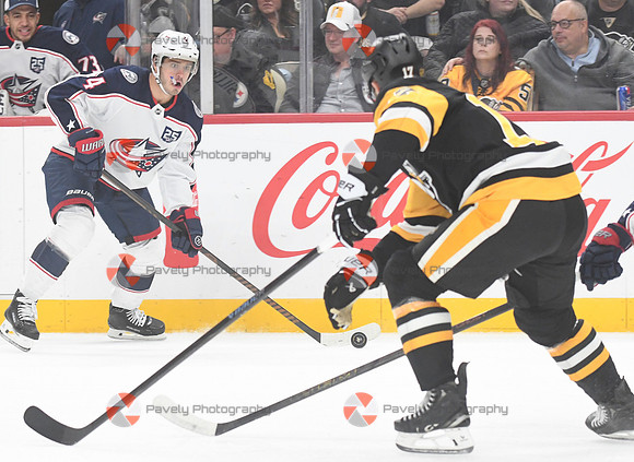 NHL: Columbus Blue Jackets at Pittsburgh Penguins