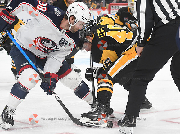 NHL: Columbus Blue Jackets at Pittsburgh Penguins