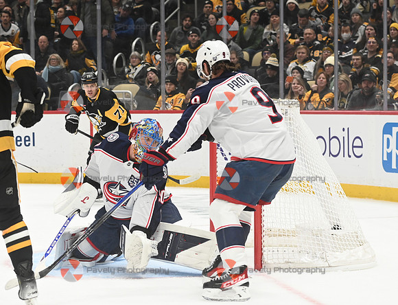 NHL: Columbus Blue Jackets at Pittsburgh Penguins