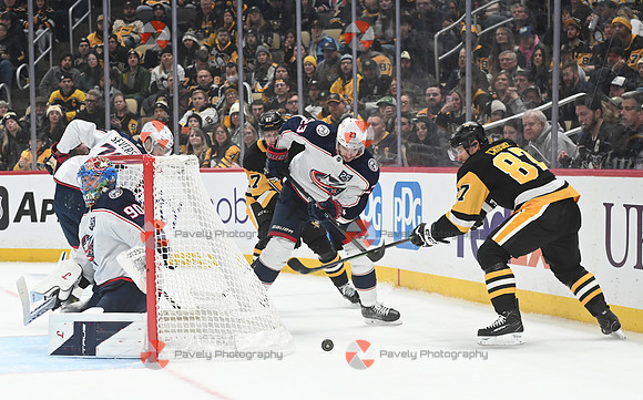 NHL: Columbus Blue Jackets at Pittsburgh Penguins