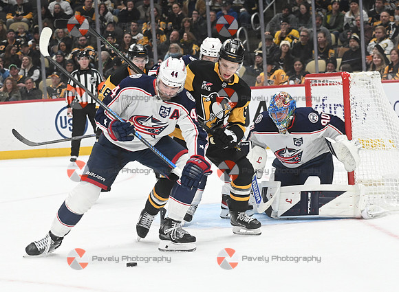 NHL: Columbus Blue Jackets at Pittsburgh Penguins