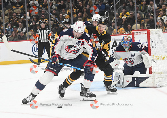 NHL: Columbus Blue Jackets at Pittsburgh Penguins