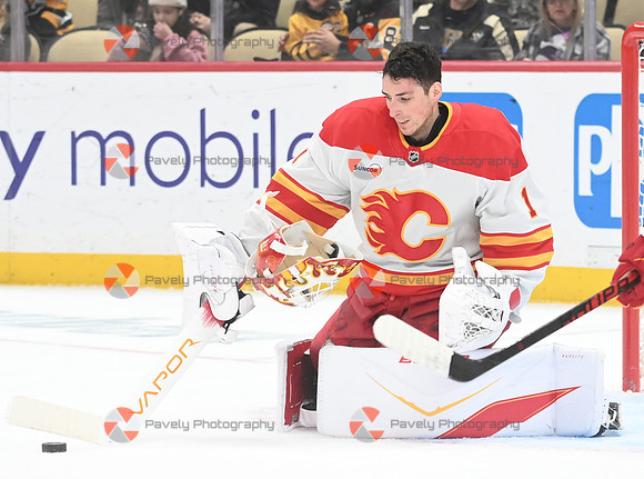 NHL: Calgary Flames at Pittsburgh Penguins