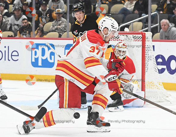 NHL: Calgary Flames at Pittsburgh Penguins