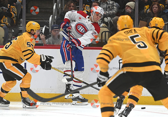 NHL: Montreal Canadiens at Pittsburgh Penguins