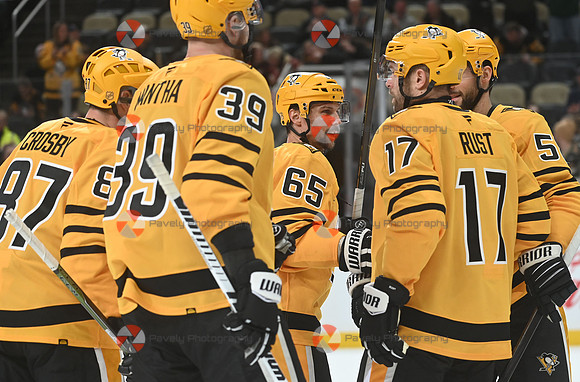 NHL: Montreal Canadiens at Pittsburgh Penguins