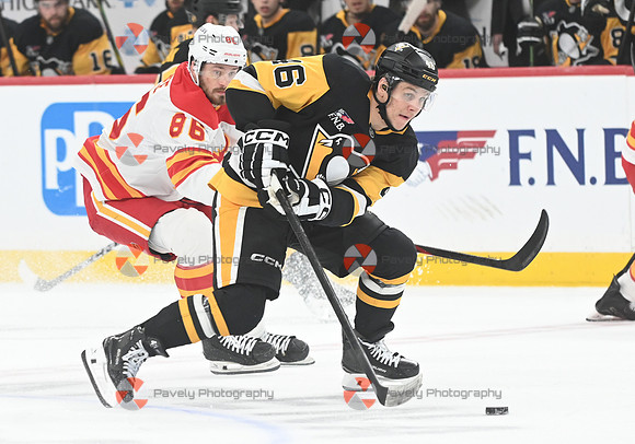 NHL: Calgary Flames at Pittsburgh Penguins