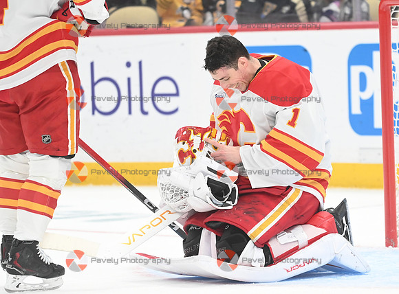 NHL: Calgary Flames at Pittsburgh Penguins