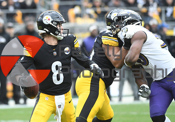 NFL: Baltimore Ravens at Pittsburgh Steelers