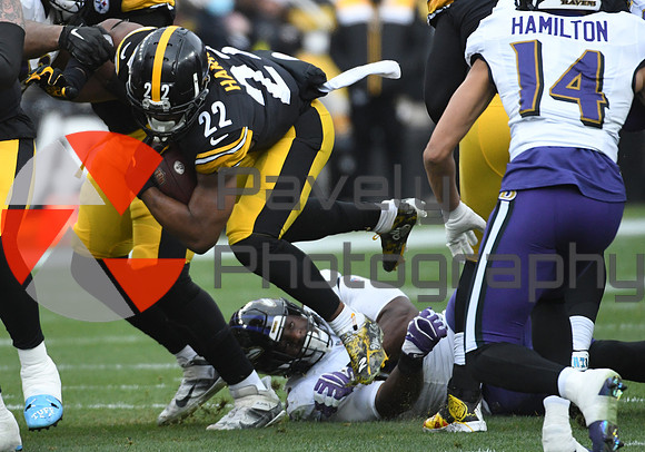 NFL: Baltimore Ravens at Pittsburgh Steelers