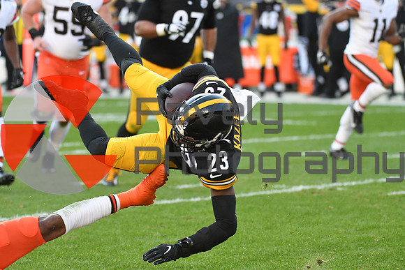 NFL: Cleveland Browns at Pittsburgh Steelers