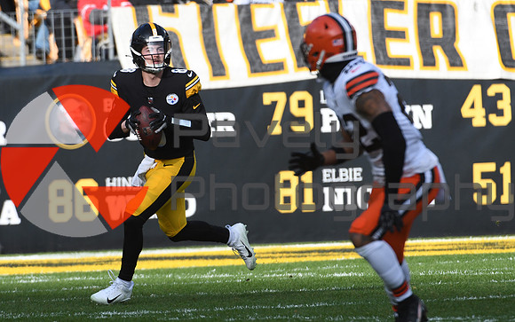 NFL: Cleveland Browns at Pittsburgh Steelers
