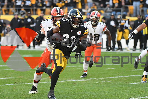 NFL: Cleveland Browns at Pittsburgh Steelers