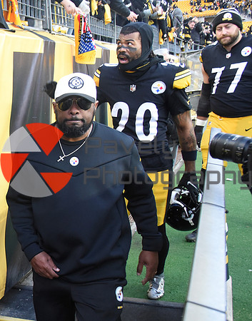 NFL: Cleveland Browns at Pittsburgh Steelers