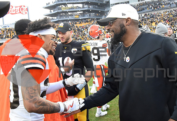 NFL: Cleveland Browns at Pittsburgh Steelers
