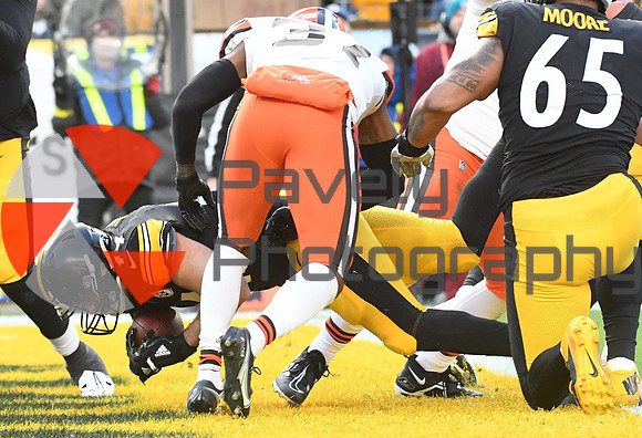 NFL: Cleveland Browns at Pittsburgh Steelers