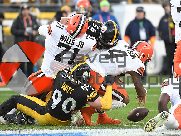 NFL: Cleveland Browns at Pittsburgh Steelers