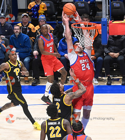 NCAA Basketball: Southern Methodist at Pittsburgh
