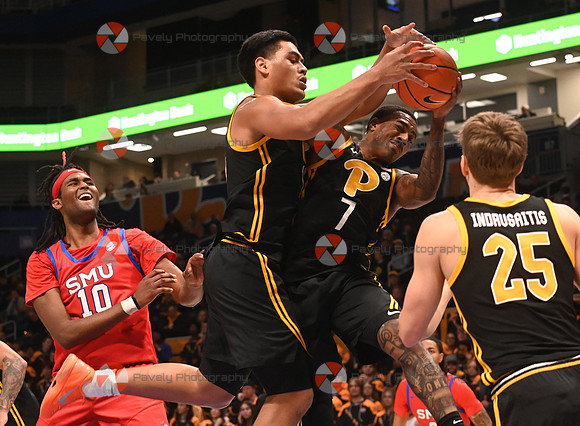 NCAA Basketball: Southern Methodist at Pittsburgh