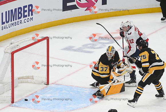 NHL: Washington Capitals at Pittsburgh Penguins