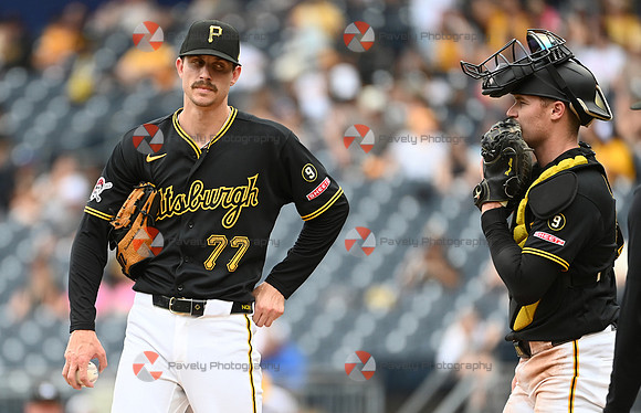 Marlins Pirates Baseball