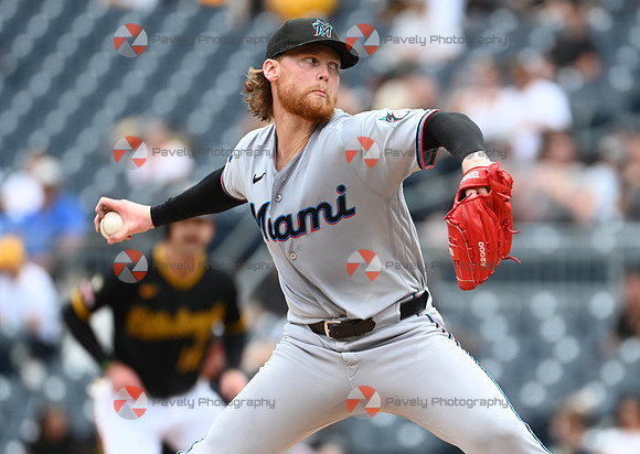 Marlins Pirates Baseball