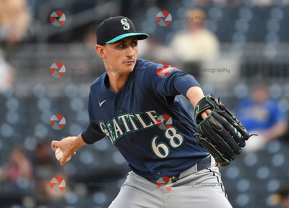 Mariners Pirates Baseball
