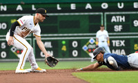 Mariners Pirates Baseball