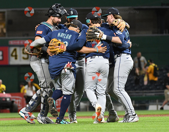 Mariners Pirates Baseball