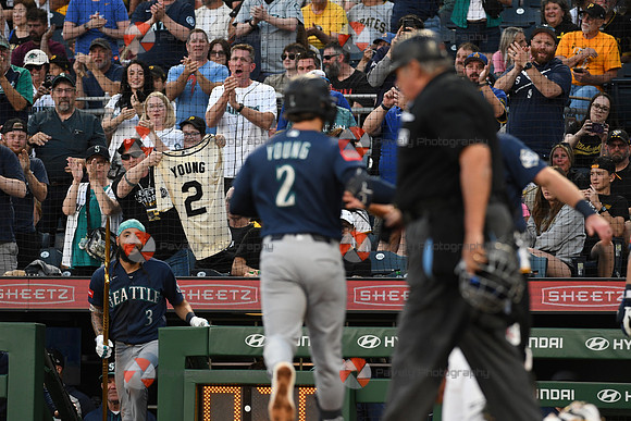 Mariners Pirates Baseball