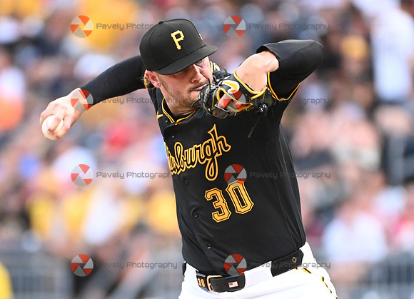 Braves Pirates Baseball
