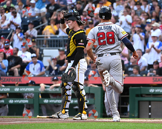 Braves Pirates Baseball
