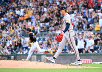 Braves Pirates Baseball
