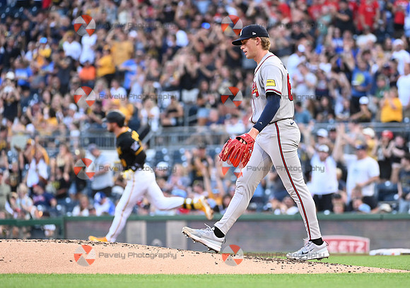Braves Pirates Baseball