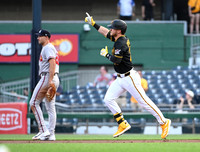 Braves Pirates Baseball