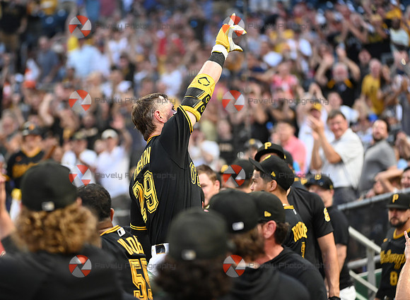 Braves Pirates Baseball
