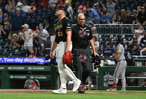 Braves Pirates Baseball