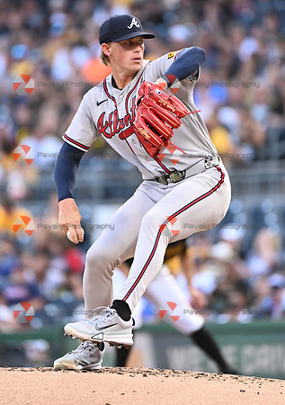 Braves Pirates Baseball