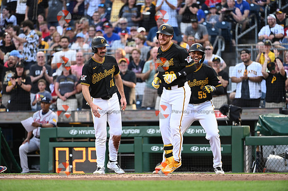Braves Pirates Baseball