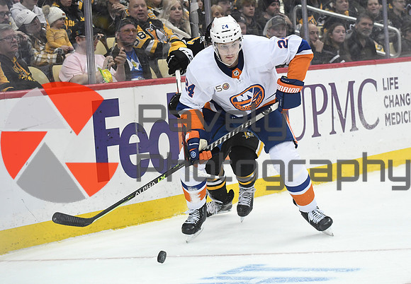 Islanders Penguins Hockey