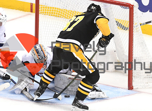 Islanders Penguins Hockey