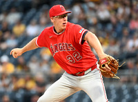Angels Pirates Baseball