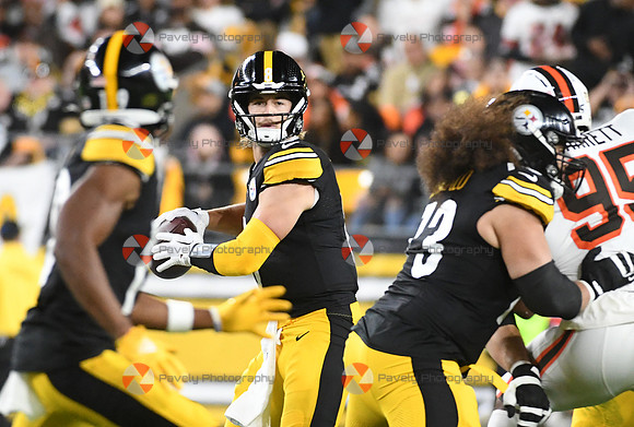 Browns Steelers Football