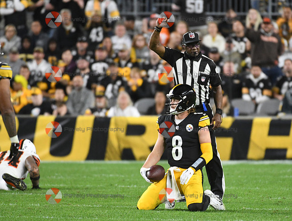 Browns Steelers Football