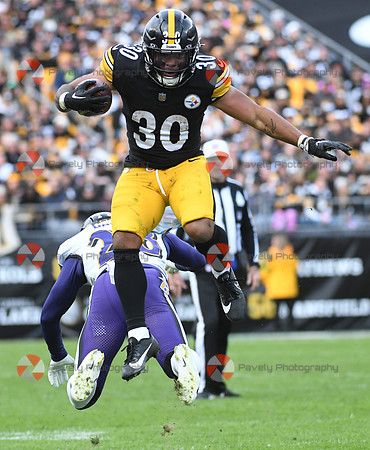 NFL: Baltimore Ravens at Pittsburgh Steelers