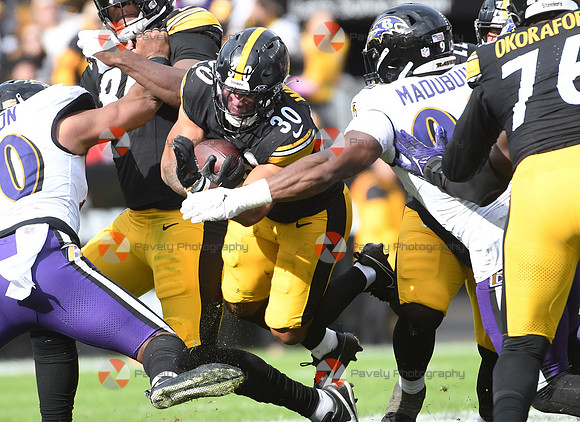 NFL: Baltimore Ravens at Pittsburgh Steelers