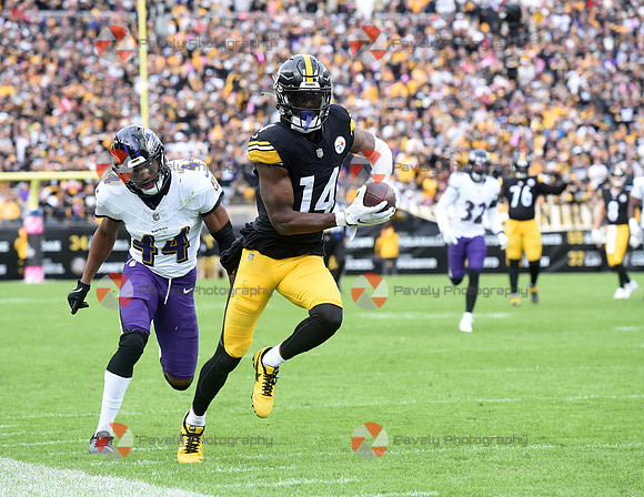 NFL: Baltimore Ravens at Pittsburgh Steelers