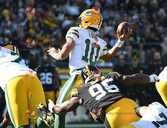 NFL: Green Bay Packers at Pittsburgh Steelers